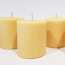 Load image into Gallery viewer, Rolled Large Beeswax Candle