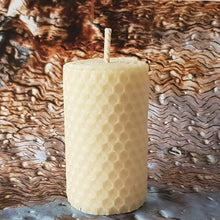 Load image into Gallery viewer, Rolled Beeswax Candles